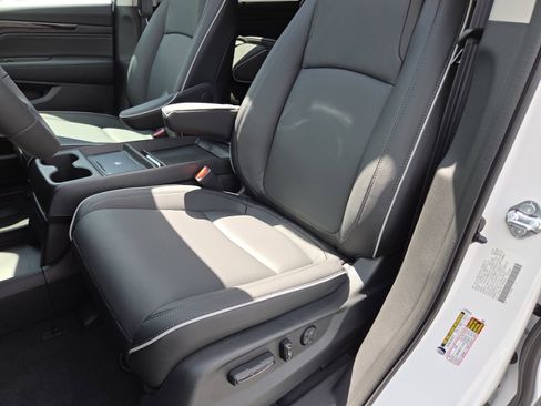 New 2026 Honda Odyssey Touring image 30