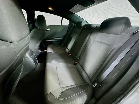 Used 2017 Dodge Charger R/T RWD image 12