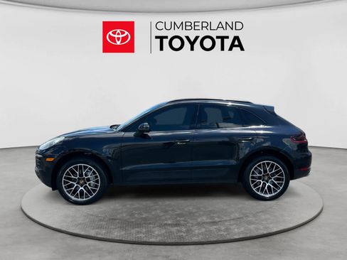 Used 2017 Porsche Macan S AWD/4WD image 2