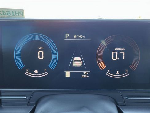 Certified 2025 Hyundai Kona SE image 17