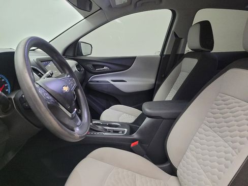 Used 2019 Chevrolet Equinox LS AWD/4WD image 17