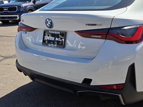Used 2023 BMW i4 eDrive40 RWD image 6