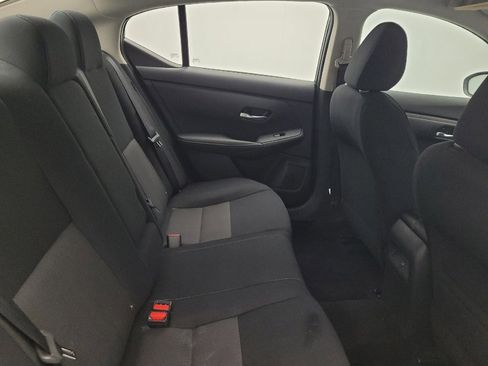 Used 2022 Nissan Sentra SV image 19