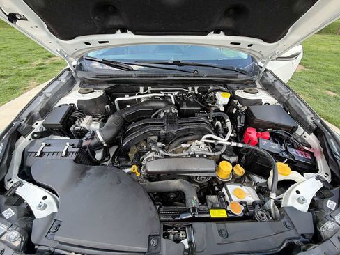 Used 2020 Subaru Outback Limited AWD/4WD image 11