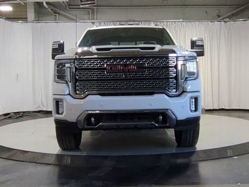 Used 2020 GMC Sierra 3500 Denali w/ Denali Ultimate Package image 4