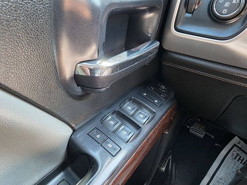 Used 2015 GMC Sierra 2500 SLE AWD/4WD image 19