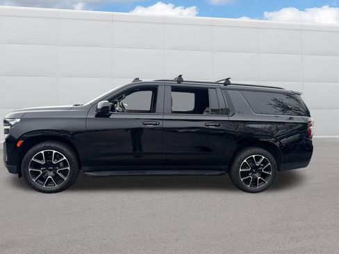 Used 2021 Chevrolet Suburban RST image 2