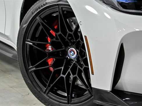 Used 2023 BMW M3 Competition AWD/4WD image 3