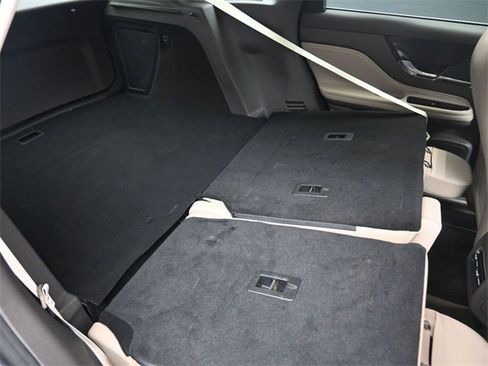 Used 2024 Lincoln Corsair FWD image 26