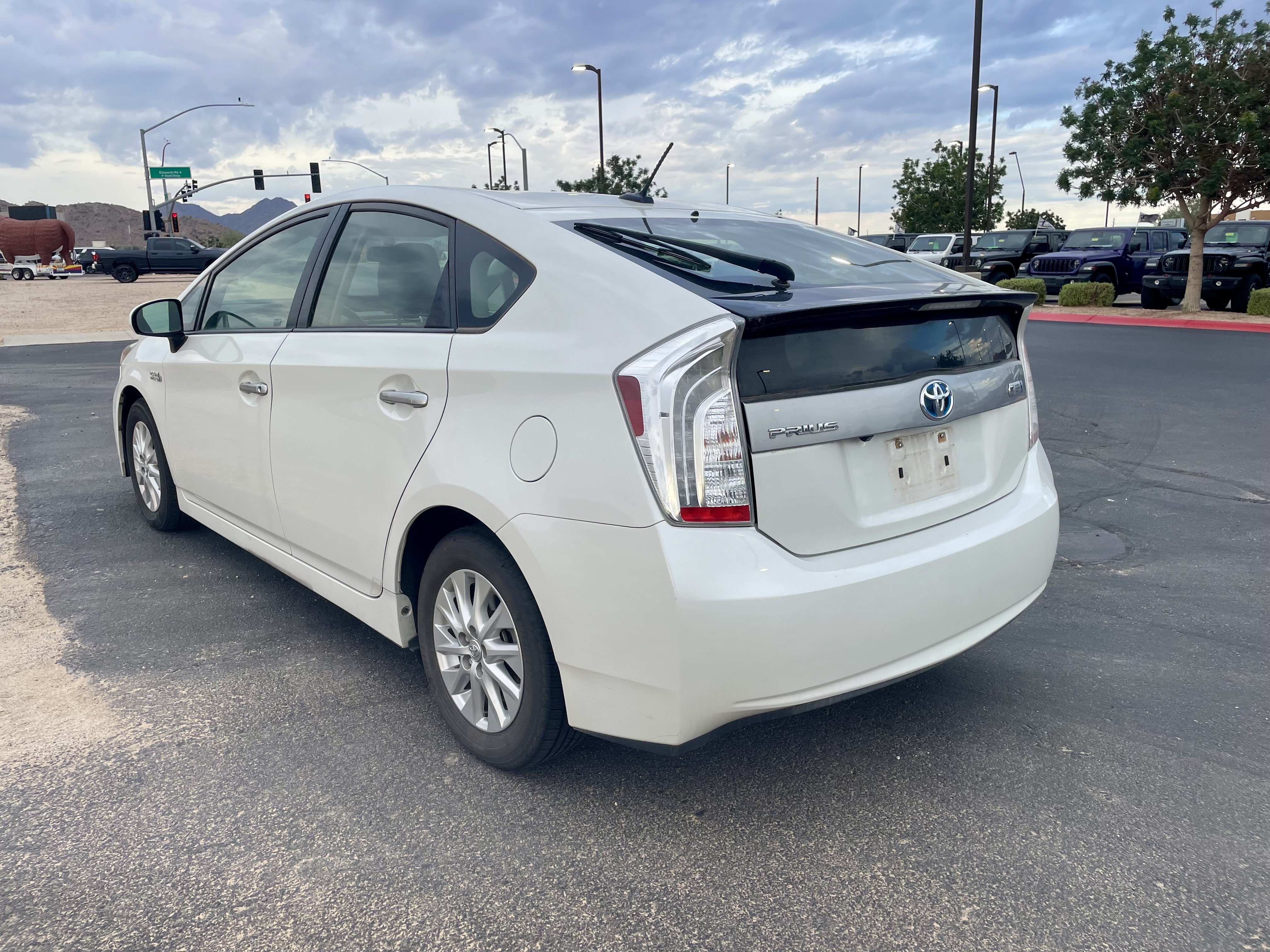 Used 2014 Toyota Prius Prime Plug-In Hybrid FWD image 3
