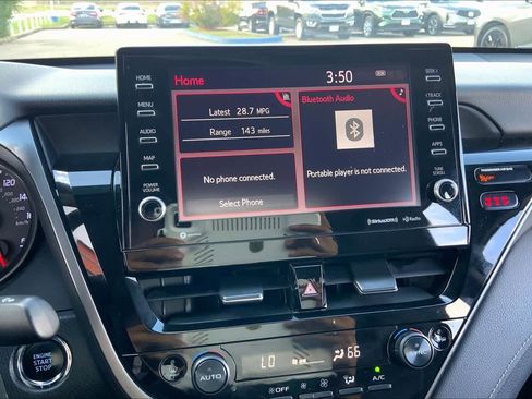 Used 2021 Toyota Camry XSE image 30