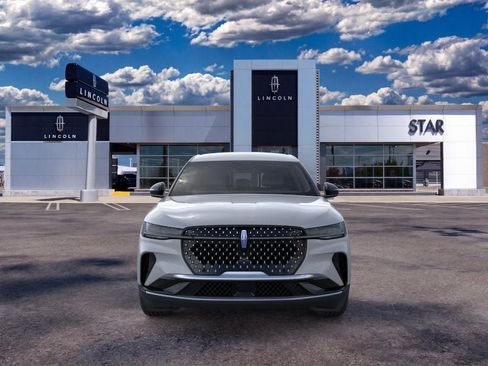 New 2026 Lincoln Nautilus Premier AWD/4WD image 6