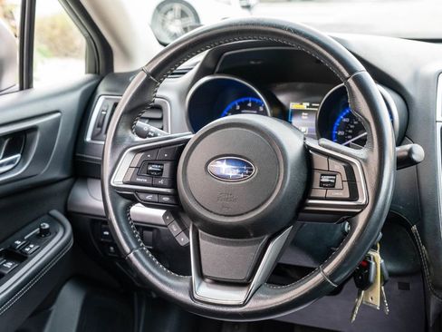 Used 2018 Subaru Legacy 2.5i Premium AWD/4WD image 23