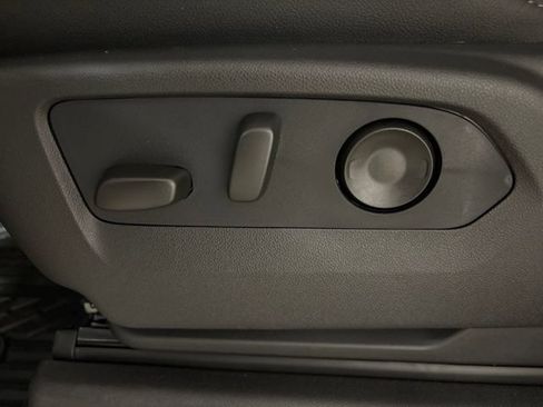 New 2026 Chevrolet Silverado 2500 High Country w/ High Country Premium Package AWD/4WD image 19