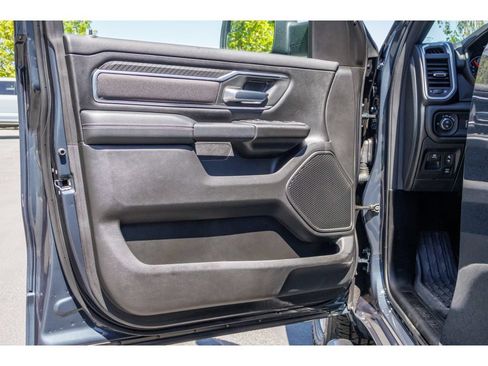Used 2025 RAM 1500 Big Horn AWD/4WD image 18