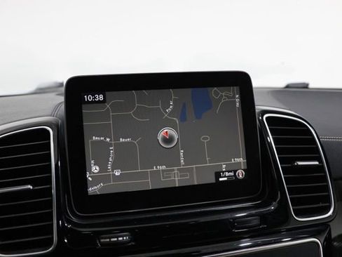 Used 2017 Mercedes-Benz GLS 450 4MATIC image 23