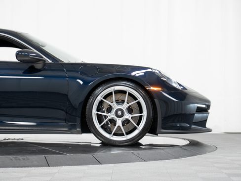 Used 2022 Porsche 911 GT3 image 11