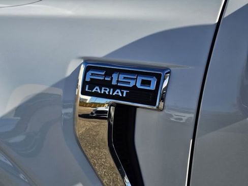 Certified 2021 Ford F150 Lariat w/ Equipment Group 502A High image 31