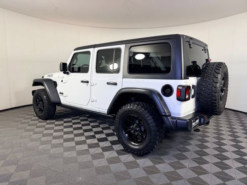 Used 2024 Jeep Wrangler Unlimited Sport AWD/4WD image 10
