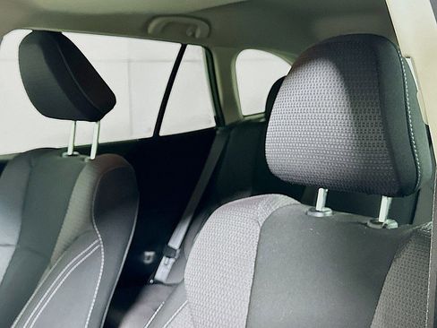 Used 2022 Subaru Outback Premium image 21