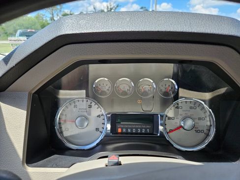Used 2010 Ford F250 4x4 Crew Cab Super Duty image 11