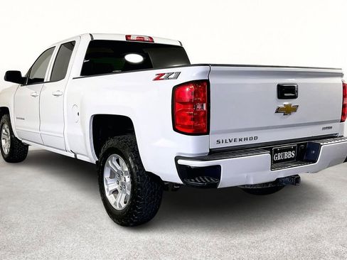 Used 2018 Chevrolet Silverado 1500 LT w/ All Star Edition image 16
