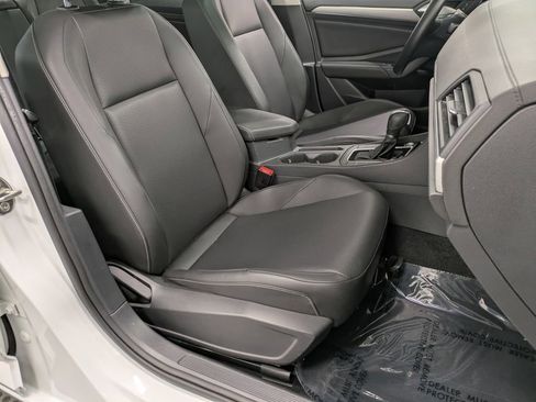 Used 2019 Volkswagen Jetta SE FWD image 29
