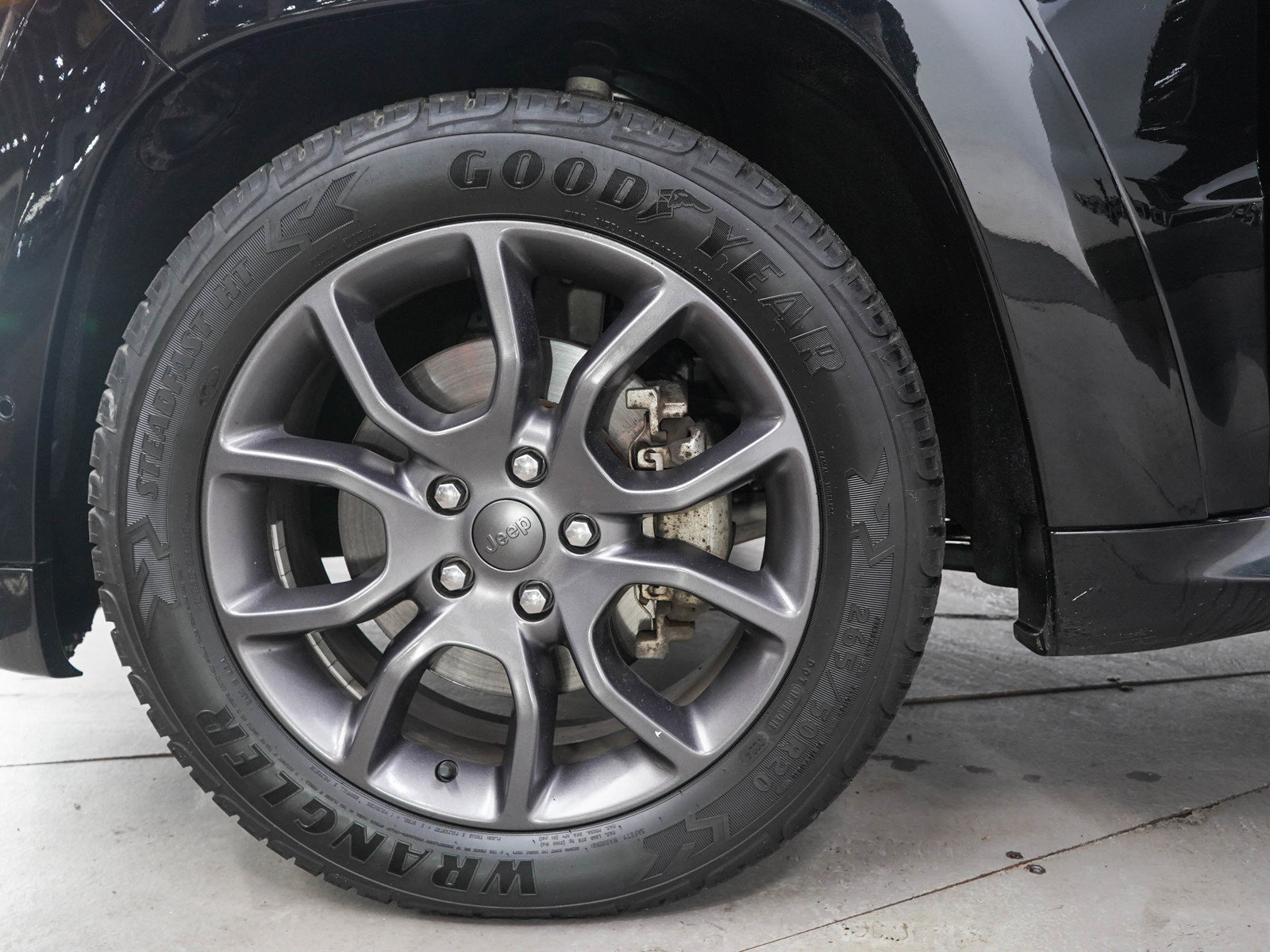 Used 2021 Jeep Grand Cherokee High Altitude AWD/4WD image 29