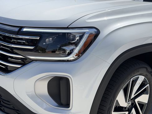 New 2026 Volkswagen Atlas SEL AWD/4WD image 8