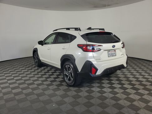 Used 2025 Subaru Crosstrek 2.0i Premium w/ Crosstrek Mirror Package image 6