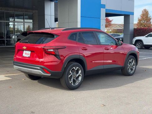 New 2026 Chevrolet Trax LT w/ Driver Confidence Package image 29