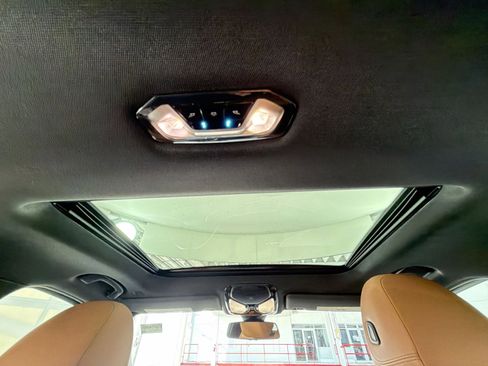 Used 2024 BMW 330i xDrive Sedan w/ Premium Package image 24