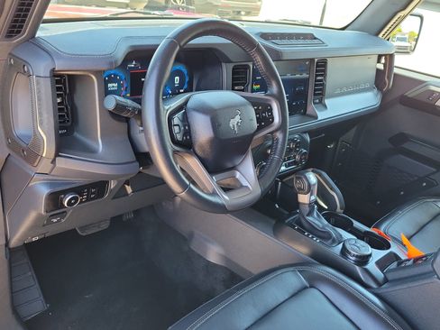 Certified 2025 Ford Bronco Badlands AWD/4WD image 20