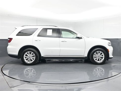 Used 2021 Dodge Durango SXT RWD image 4