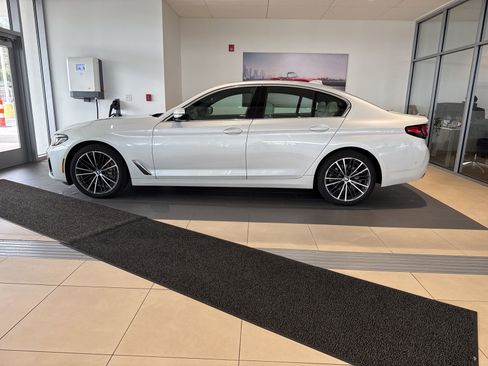 Used 2023 BMW 540i xDrive w/ Premium Package AWD/4WD image 7