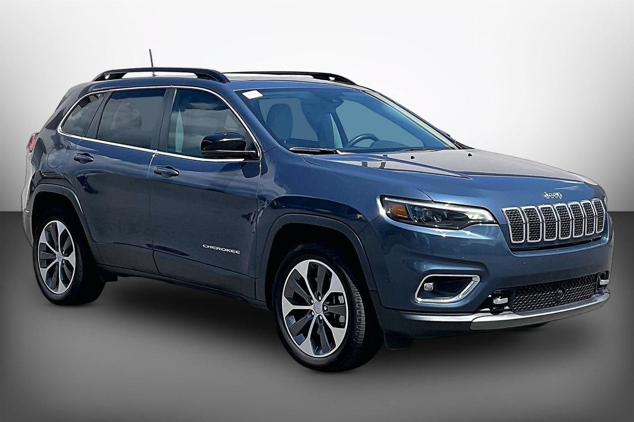 Certified 2022 Jeep Cherokee Limited w/ Elite Package AWD/4WD image 2