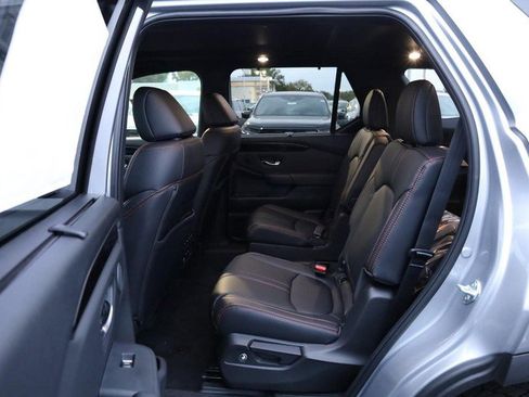 New 2025 Honda Pilot TrailSport image 24