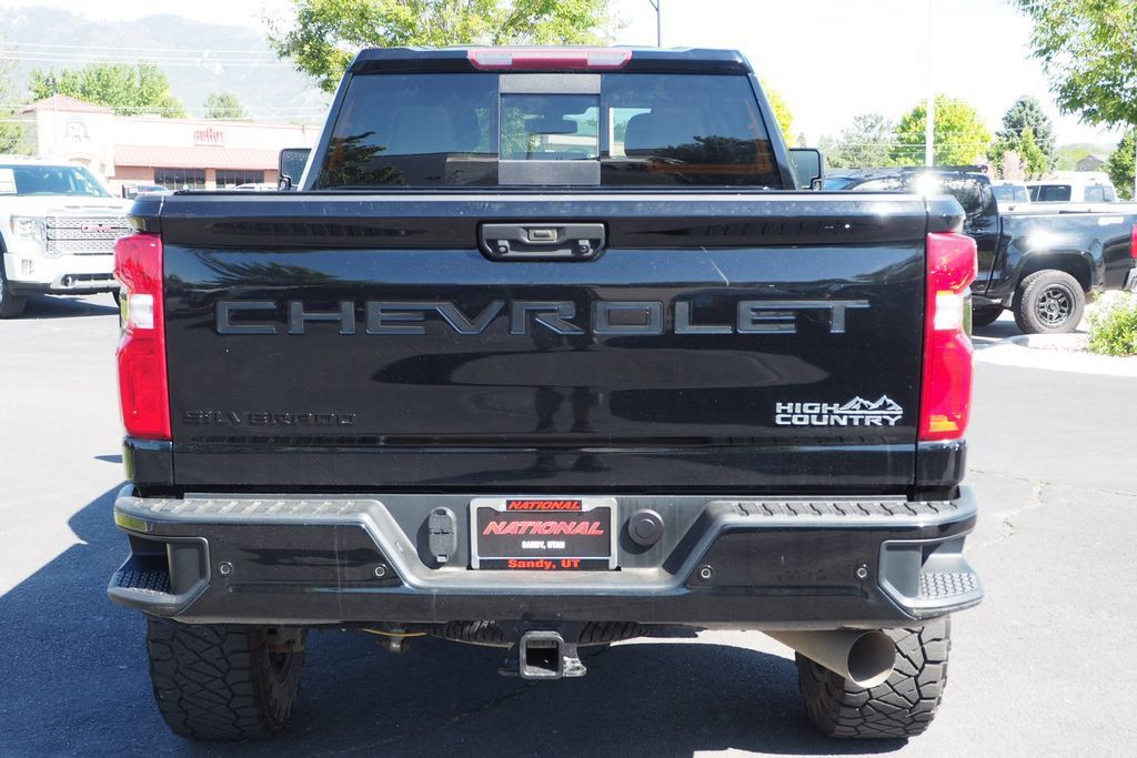 Used 2020 Chevrolet Silverado 2500 High Country AWD/4WD image 6