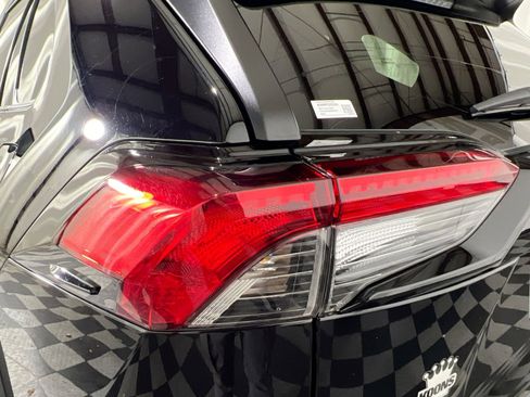 Used 2022 Toyota RAV4 Adventure image 16