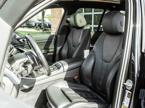 Used 2022 BMW X5 M50i AWD/4WD image 7