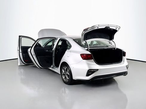 Used 2021 Kia Forte LXS image 17