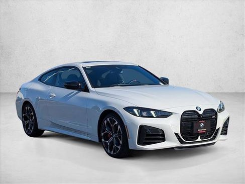 Used 2025 BMW 440i xDrive Coupe w/ Parking Assistance Package image 3