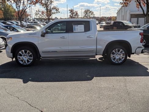 Certified 2023 Chevrolet Silverado 1500 High Country image 6