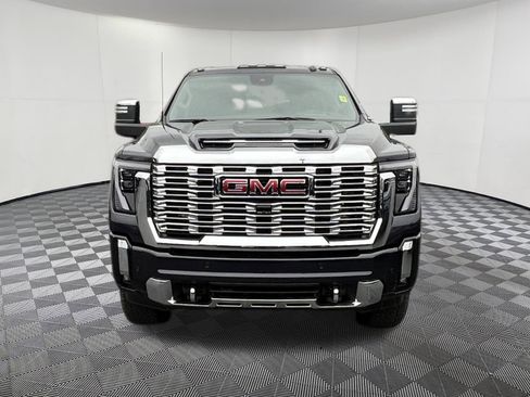 Used 2024 GMC Sierra 2500 Denali w/ Denali Reserve Package image 2