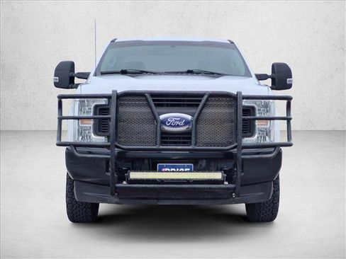 Used 2019 Ford F250 XL w/ Power Equipment Group AWD/4WD image 2