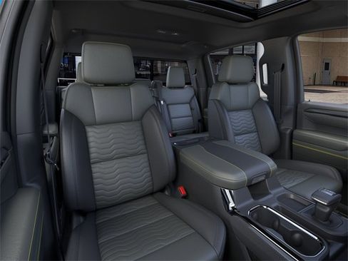 New 2026 Chevrolet Silverado 1500 ZR2 AWD/4WD image 16