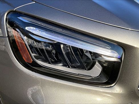 Used 2026 Mercedes-Benz GLB 250 4MATIC image 31