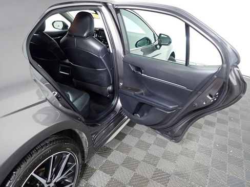 Used 2022 Toyota Camry SE FWD image 35