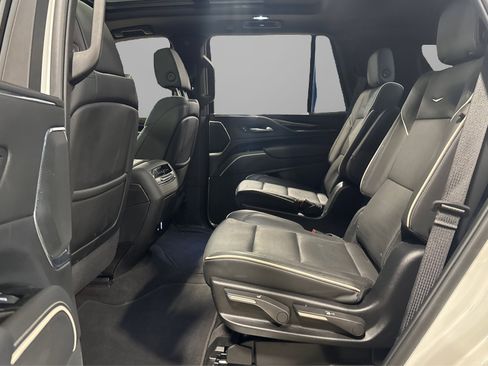 Used 2024 Cadillac Escalade Sport image 41