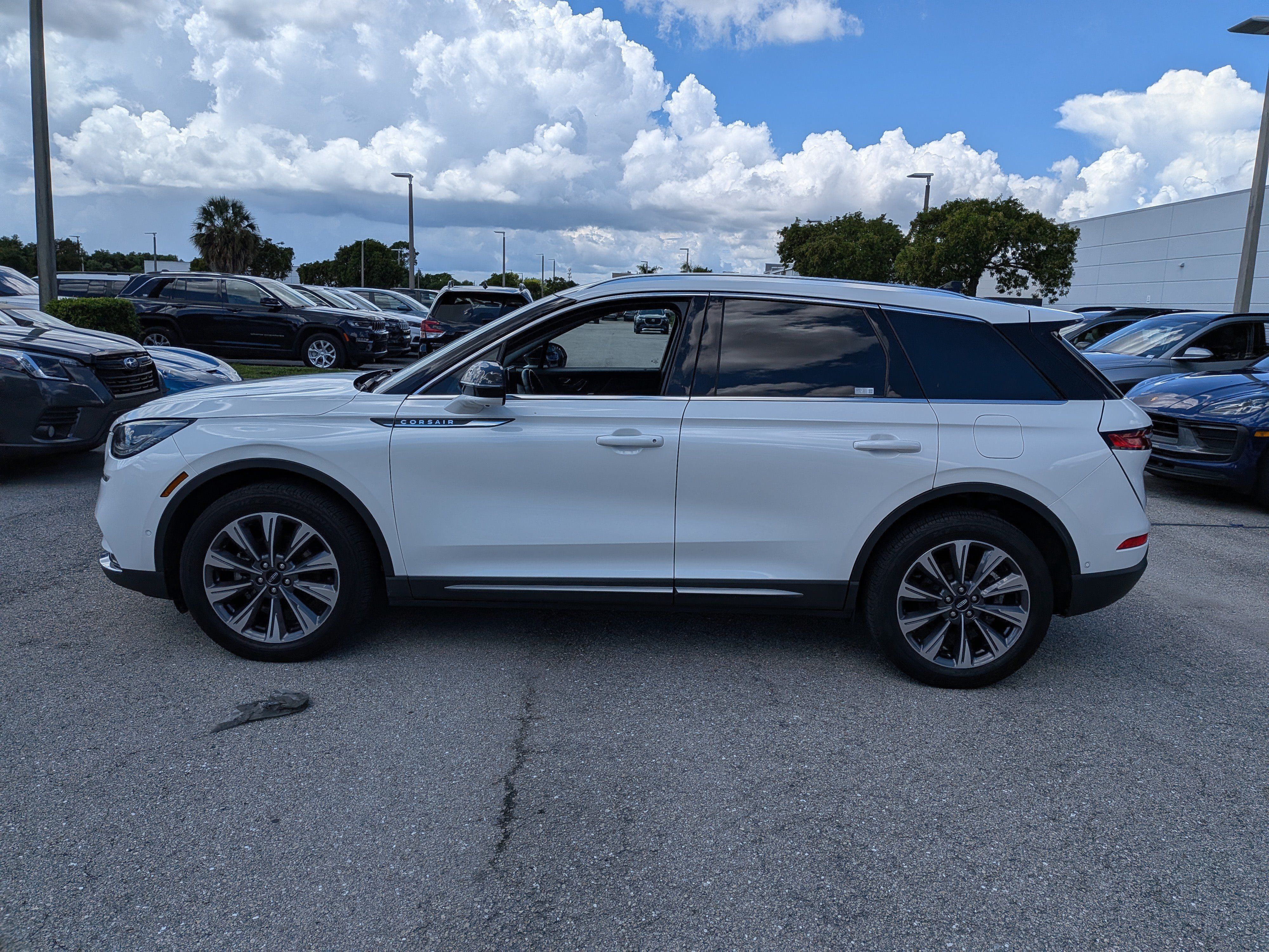 Used 2020 Lincoln Corsair Reserve w/ Equipment Group 201A AWD/4WD image 7